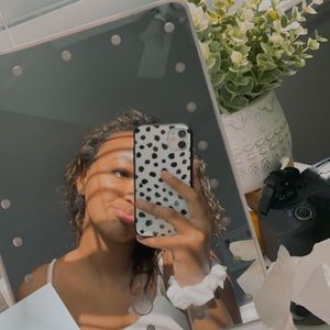 Meet your Posher, Helena